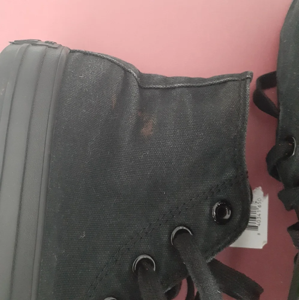 Converse - Picture 4 of 7